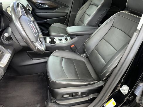 Used 2020 GMC Terrain Denali w/ Denali Premium Package image 2