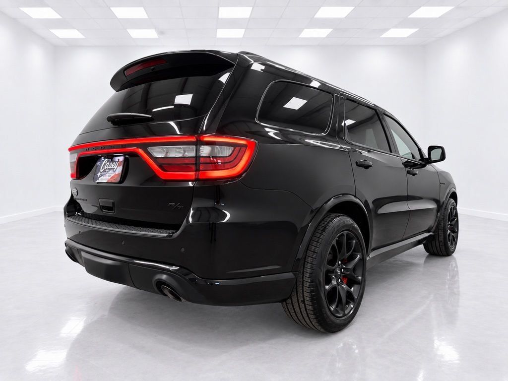 Used 2023 Dodge Durango R/T w/ Tow 'N Go Package AWD/4WD image 16