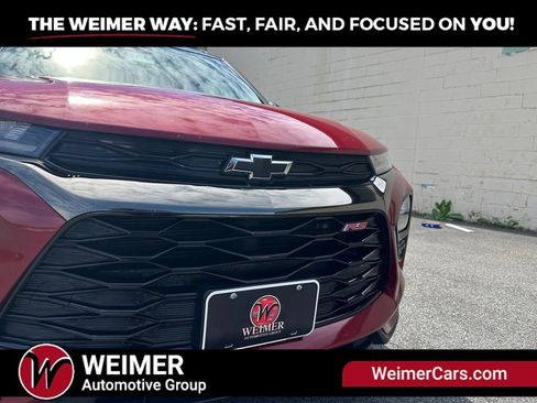 Used 2021 Chevrolet TrailBlazer RS w/ Sun and Liftgate Package AWD/4WD image 3