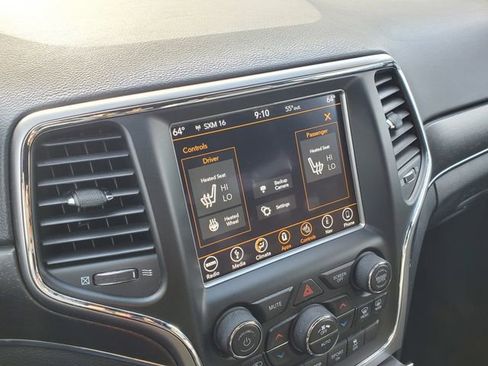 Used 2018 Jeep Grand Cherokee Limited AWD/4WD image 34