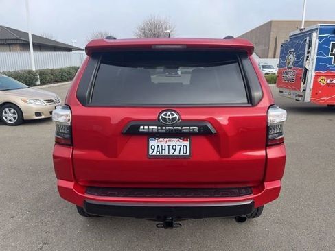 Used 2022 Toyota 4Runner TRD Off-Road Premium w/ Moonroof Package image 7