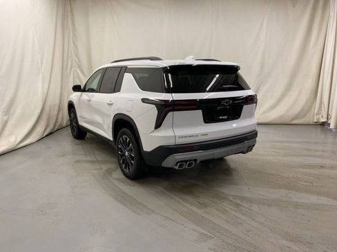 New 2026 Chevrolet Traverse LT w/ Sun and Wheel Package image 5