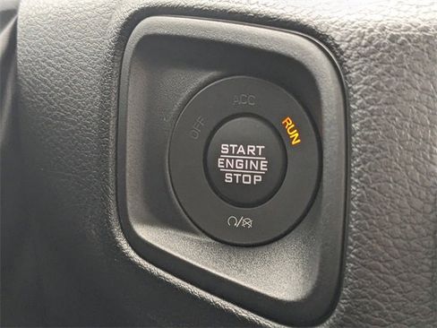 New 2025 Jeep Gladiator Sport image 26