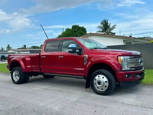 Used 2018 Ford F450 Platinum w/ Platinum Ultimate Package AWD/4WD image 1