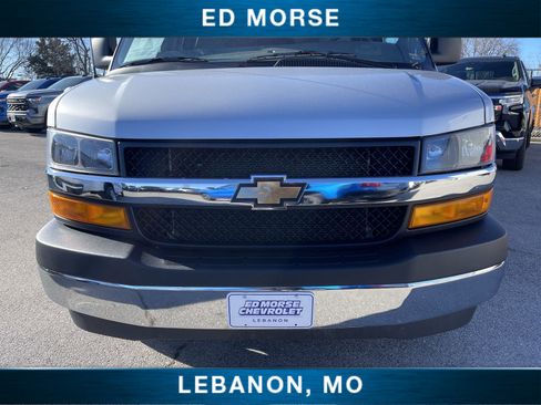 Used 2025 Chevrolet Express 3500 LT w/ LT Preferred Equipment Group image 20