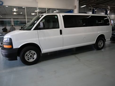 Used 2023 GMC Savana 3500 LS image 8