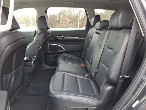 Used 2022 Kia Telluride LX image 21