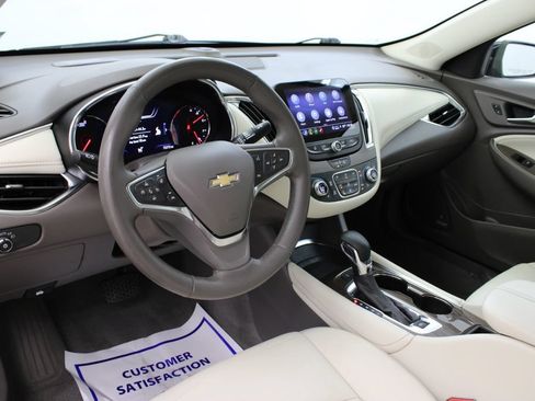Used 2024 Chevrolet Malibu LT FWD image 16