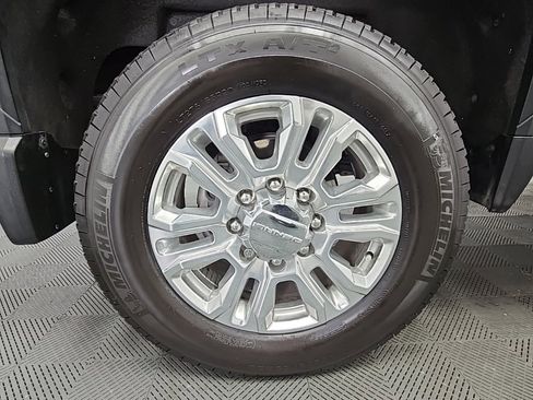 Used 2020 GMC Sierra 2500 Denali w/ Denali Ultimate Package image 52