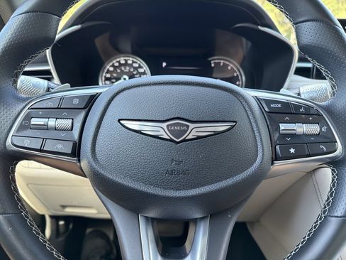 Used 2025 Genesis G70 2.5T RWD image 10