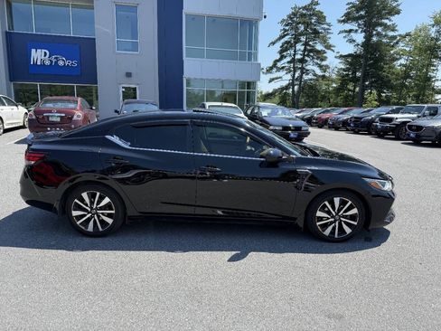 Used 2021 Nissan Sentra SV w/ SV Premium Package FWD image 7
