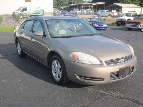 Used 2006 Chevrolet Impala LT w/ Preferred Equipment Group FWD image 4