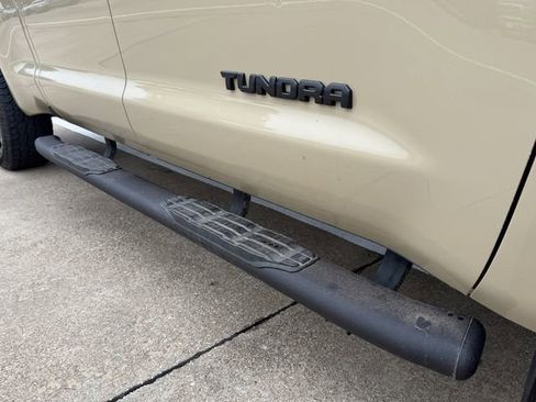 Used 2020 Toyota Tundra SR5 AWD/4WD image 10