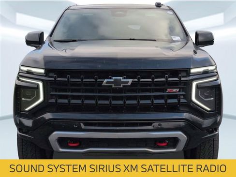 Used 2025 Chevrolet Tahoe Z71 w/ Comfort Package AWD/4WD image 10