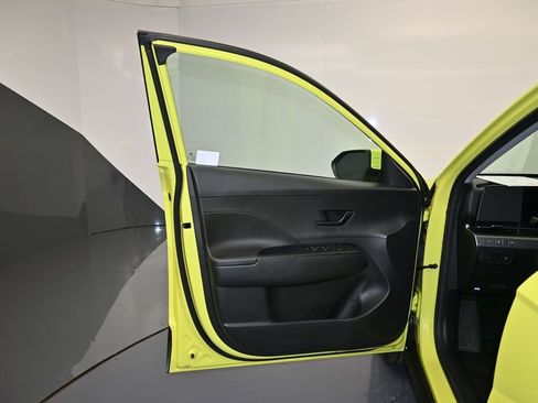Used 2024 Hyundai Kona SEL FWD image 10