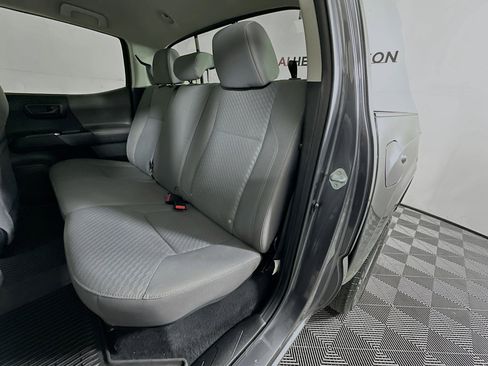 Used 2021 Toyota Tacoma SR w/ SR Convenience Package image 25