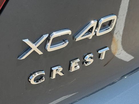 New 2026 Volvo XC40 B5 Plus w/ Climate Package AWD/4WD image 8