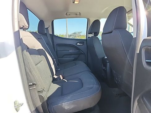 Used 2022 Chevrolet Colorado LT w/ Safety Package image 19