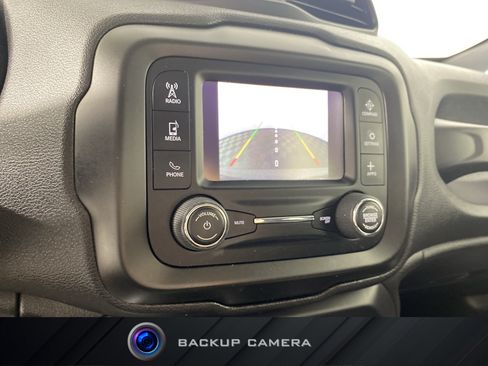 Used 2019 Jeep Renegade Sport AWD/4WD image 4