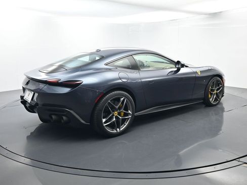 Used 2021 Ferrari Roma image 15