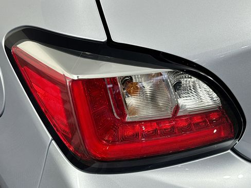 Used 2024 Mitsubishi Mirage ES FWD image 40