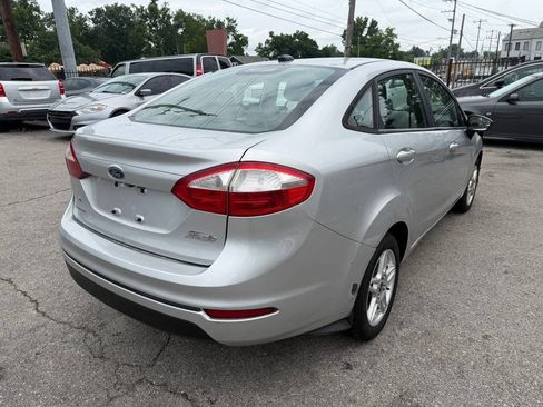 Used 2018 Ford Fiesta SE FWD image 6