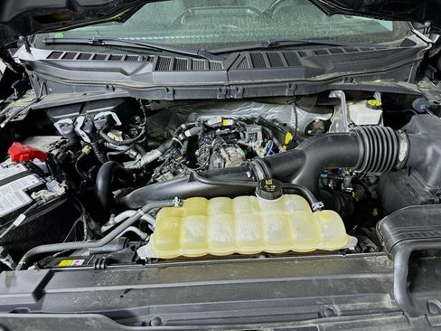 Used 2021 Ford F150 XLT w/ Equipment Group 302A High image 9