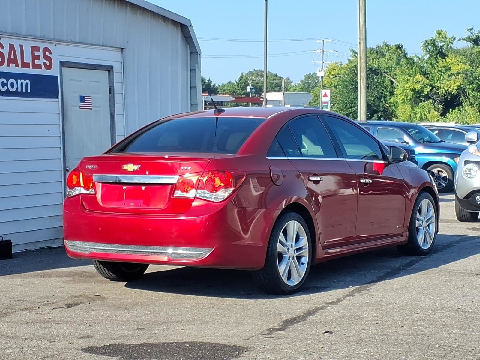 Used 2012 Chevrolet Cruze LTZ w/ RS Package FWD image 3