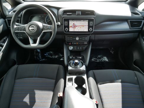 Used 2025 Nissan Leaf SV Plus FWD image 10