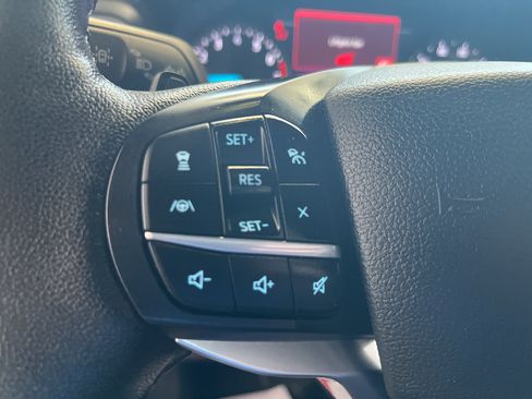 Used 2020 Ford Explorer Limited RWD image 19