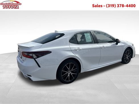 Certified 2023 Toyota Camry SE image 6