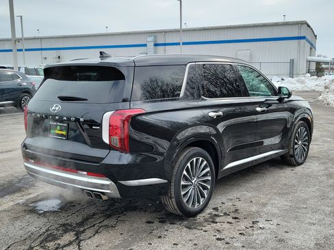 Used 2024 Hyundai Palisade Calligraphy image 4