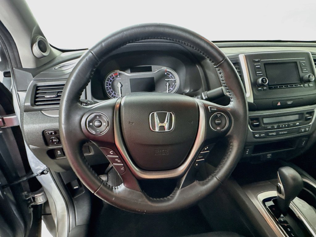 Used 2017 Honda Ridgeline RTL image 11