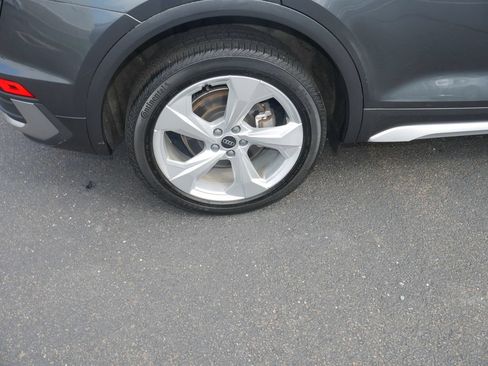 Certified 2023 Audi Q5 2.0T Premium Plus w/ Premium Plus Package AWD/4WD image 19
