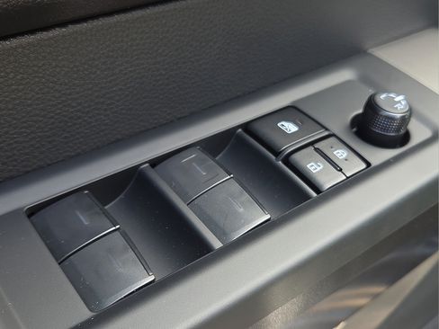 New 2026 Toyota Tundra SR5 AWD/4WD image 18