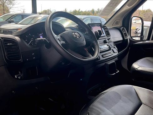 Used 2023 RAM ProMaster 2500 w/ Convenience Group image 17