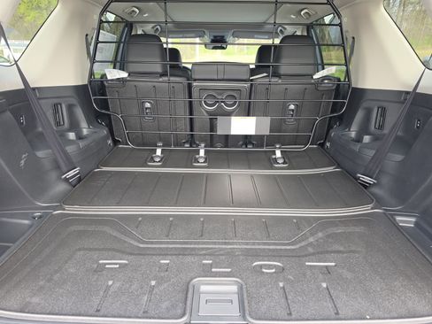 New 2026 Honda Pilot Touring image 14