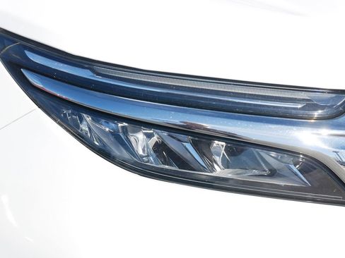 Used 2023 Chevrolet Equinox LT image 5