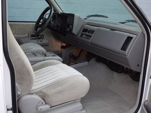 Used 1994 Chevrolet Blazer 4WD image 41