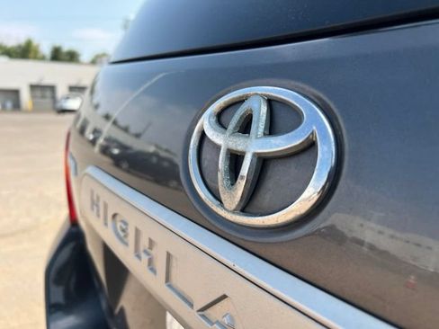 Used 2008 Toyota Highlander 4WD image 11