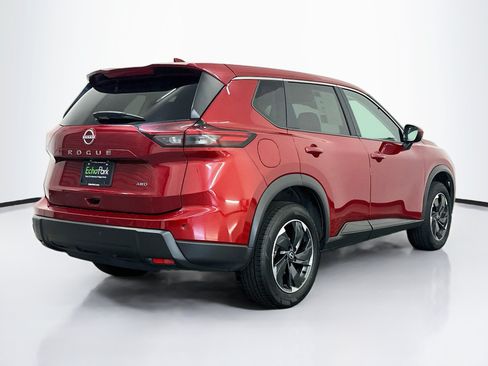 Used 2025 Nissan Rogue SV AWD/4WD image 9