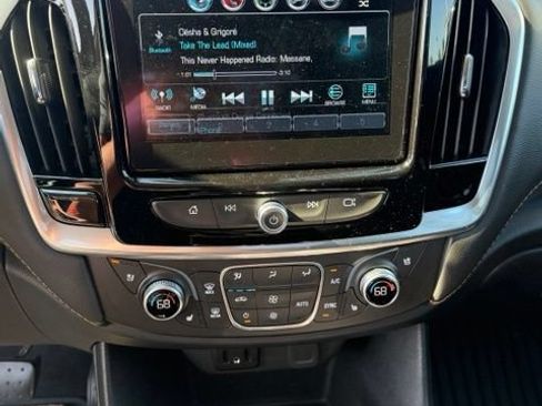 Used 2019 Chevrolet Traverse Premier w/ Redline Edition AWD/4WD image 10