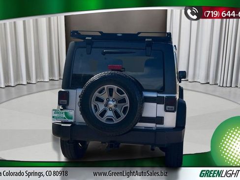 Used 2012 Jeep Wrangler Unlimited Rubicon w/ Dual Top Group image 4