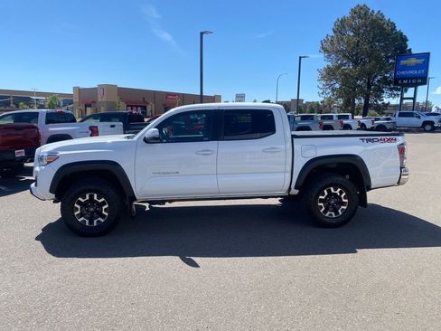 Used 2023 Toyota Tacoma TRD Off-Road AWD/4WD image 2