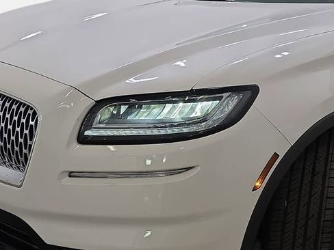 Certified 2022 Lincoln Nautilus Reserve w/ Cargo Utility Package AWD/4WD image 28