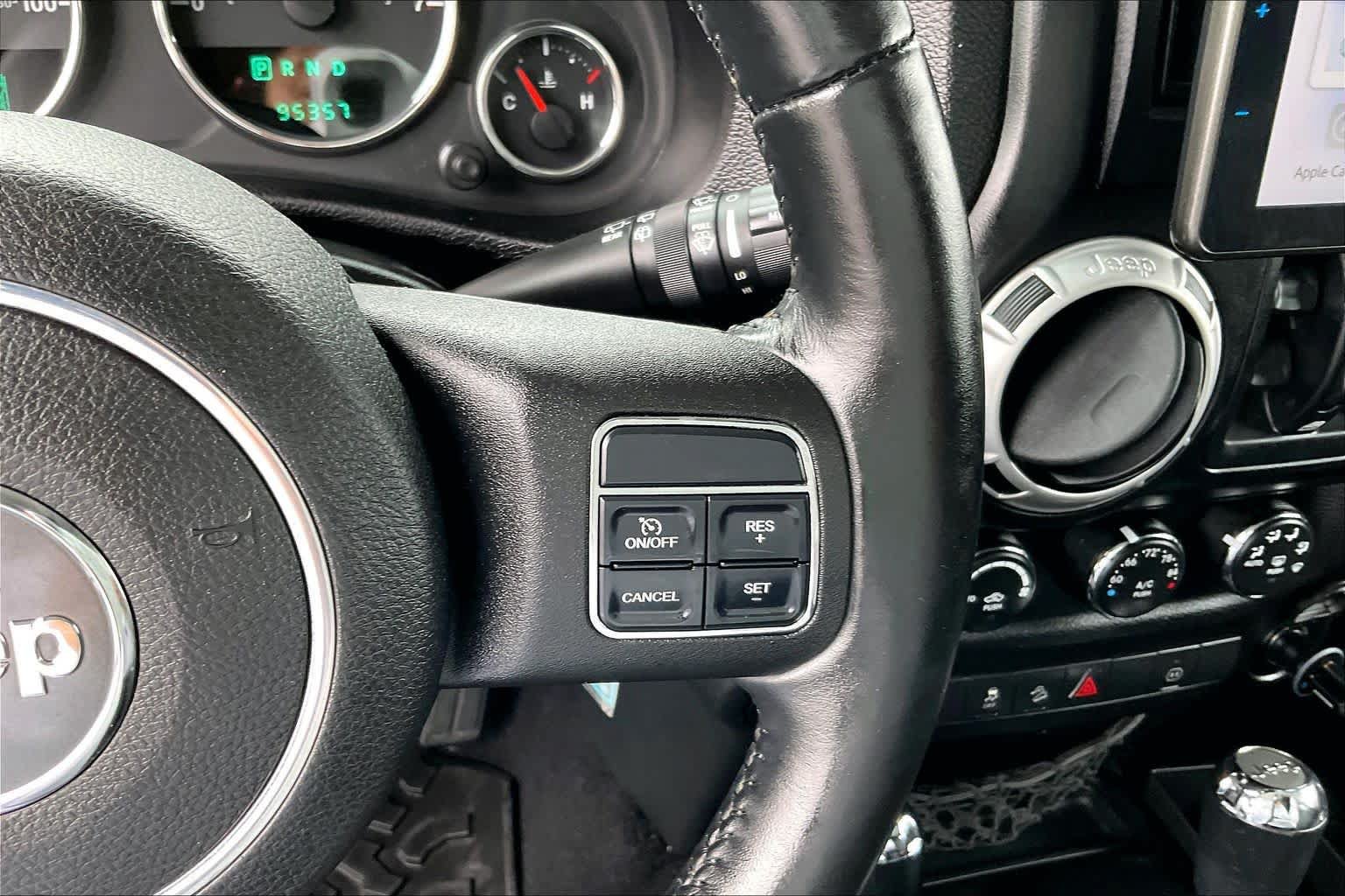 Used 2012 Jeep Wrangler Unlimited Rubicon w/ Dual Top Group AWD/4WD image 20