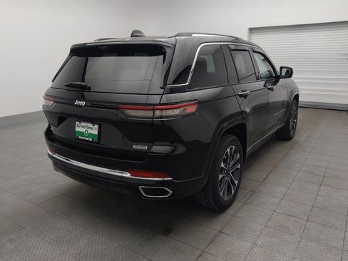 Used 2022 Jeep Grand Cherokee Overland w/ Advanced Protech Group III AWD/4WD image 9