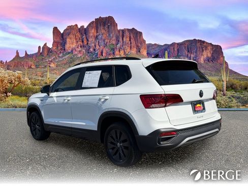 Used 2024 Volkswagen Taos S FWD image 4