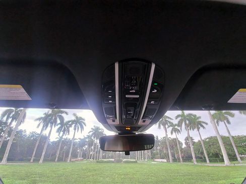 Used 2019 Porsche Cayenne S AWD/4WD image 30