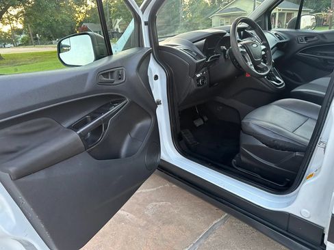 Used 2016 Ford Transit Connect XL FWD image 9